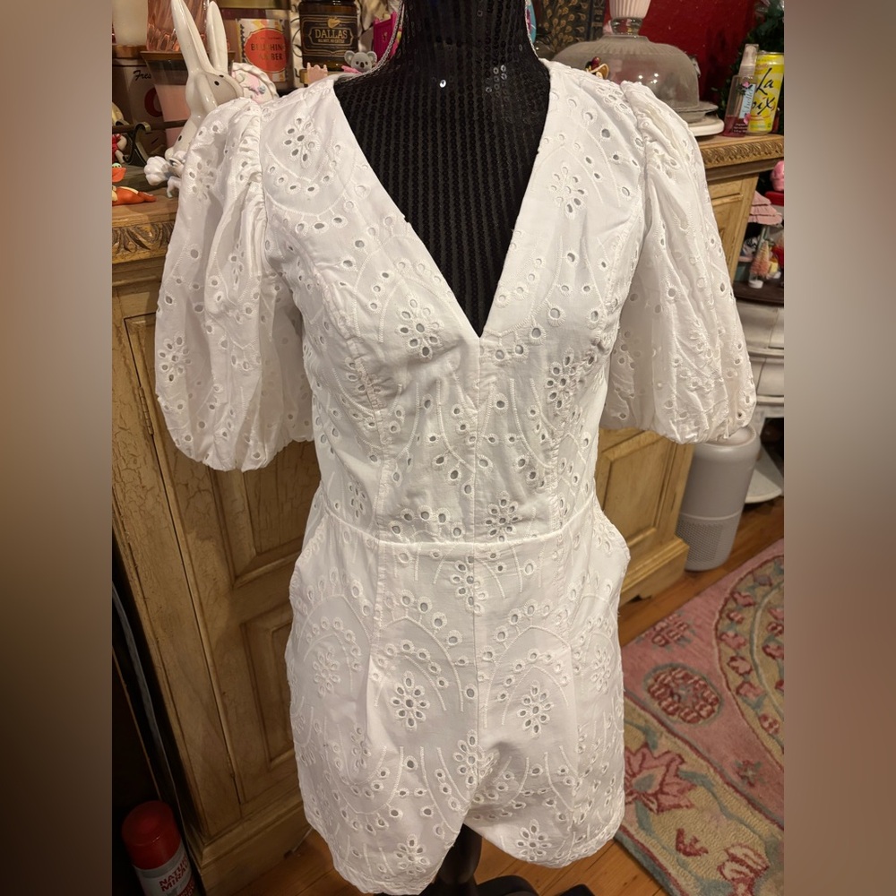 Express White Eyelet Puff Sleeve Romper